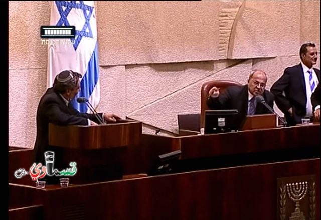 فيديو: الطيبي للوزير إلكين .. انا سيدك هنا .. وامر بطرده واخراجه من قاعة الكنيست . لاول مره في تاريخ اسرائيل 